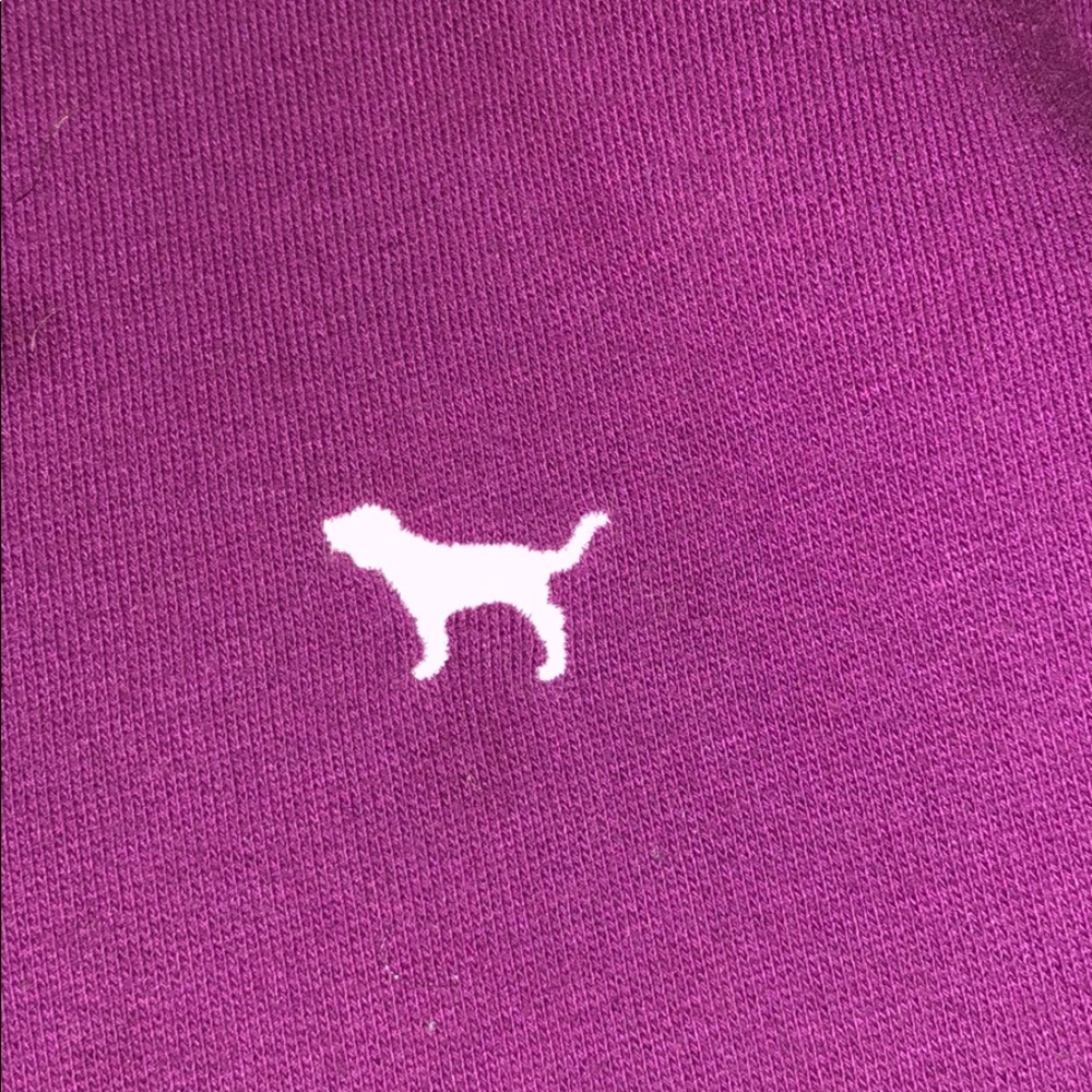 sweat shirt